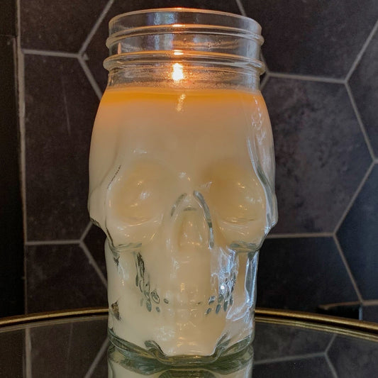 Skull Candle – Blood Moon | Clean Soy, Pet-Safe, Hand-Poured