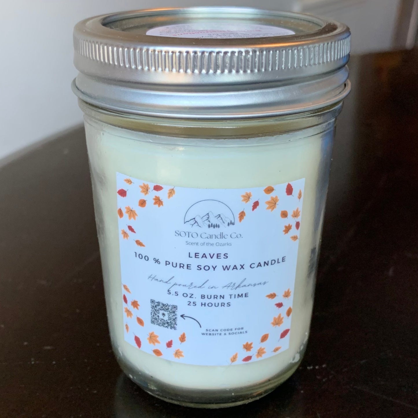 Leaves – Mason Jar Candle (5.5 oz) | 1 Wick | Fruity, Spiced, Cozy | Clean Soy, Pet-Safe, Hand-Poured